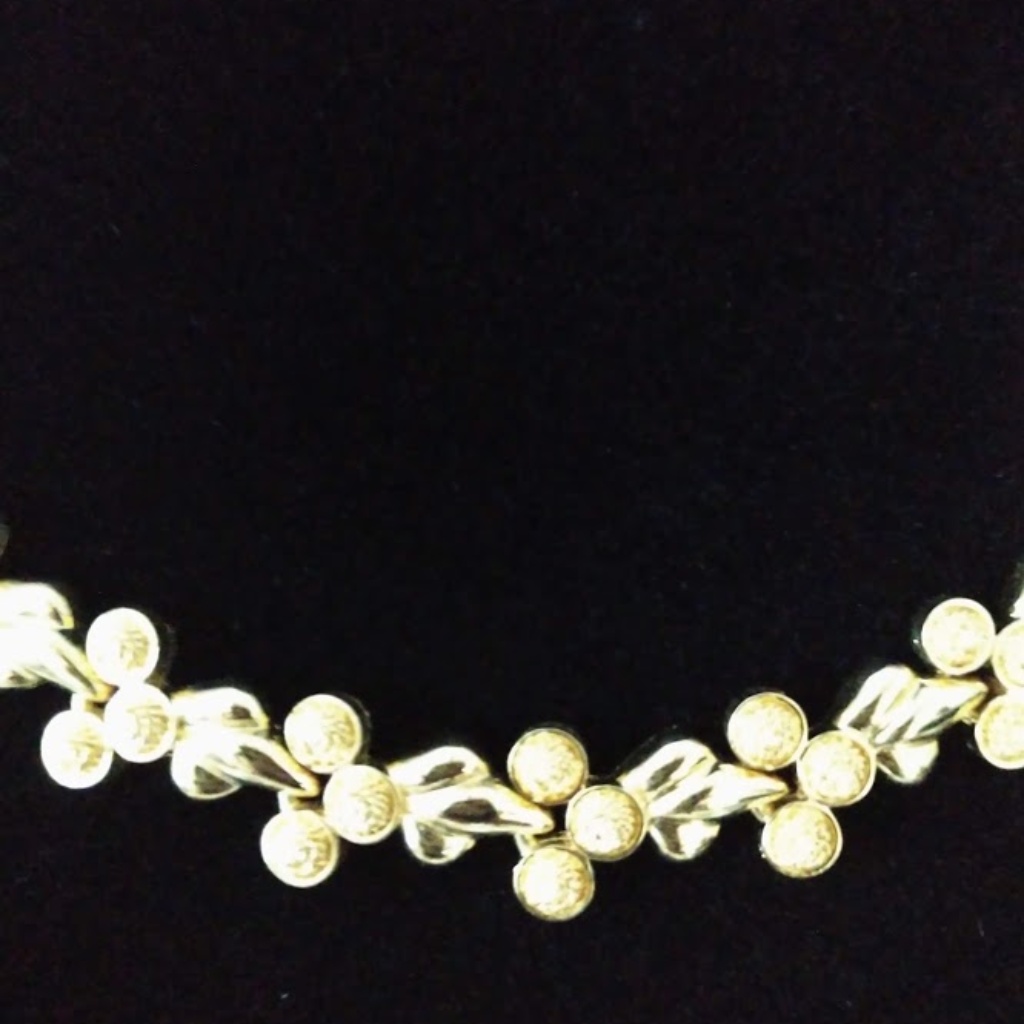Vintage Gold Tone Necklace